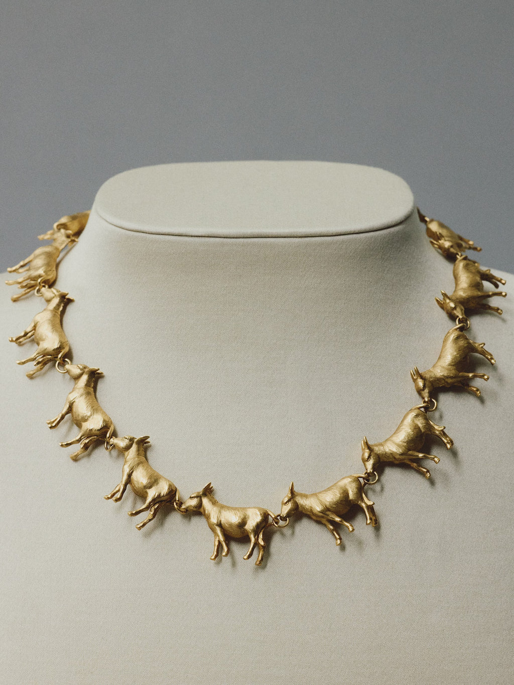 Le Collier Anes