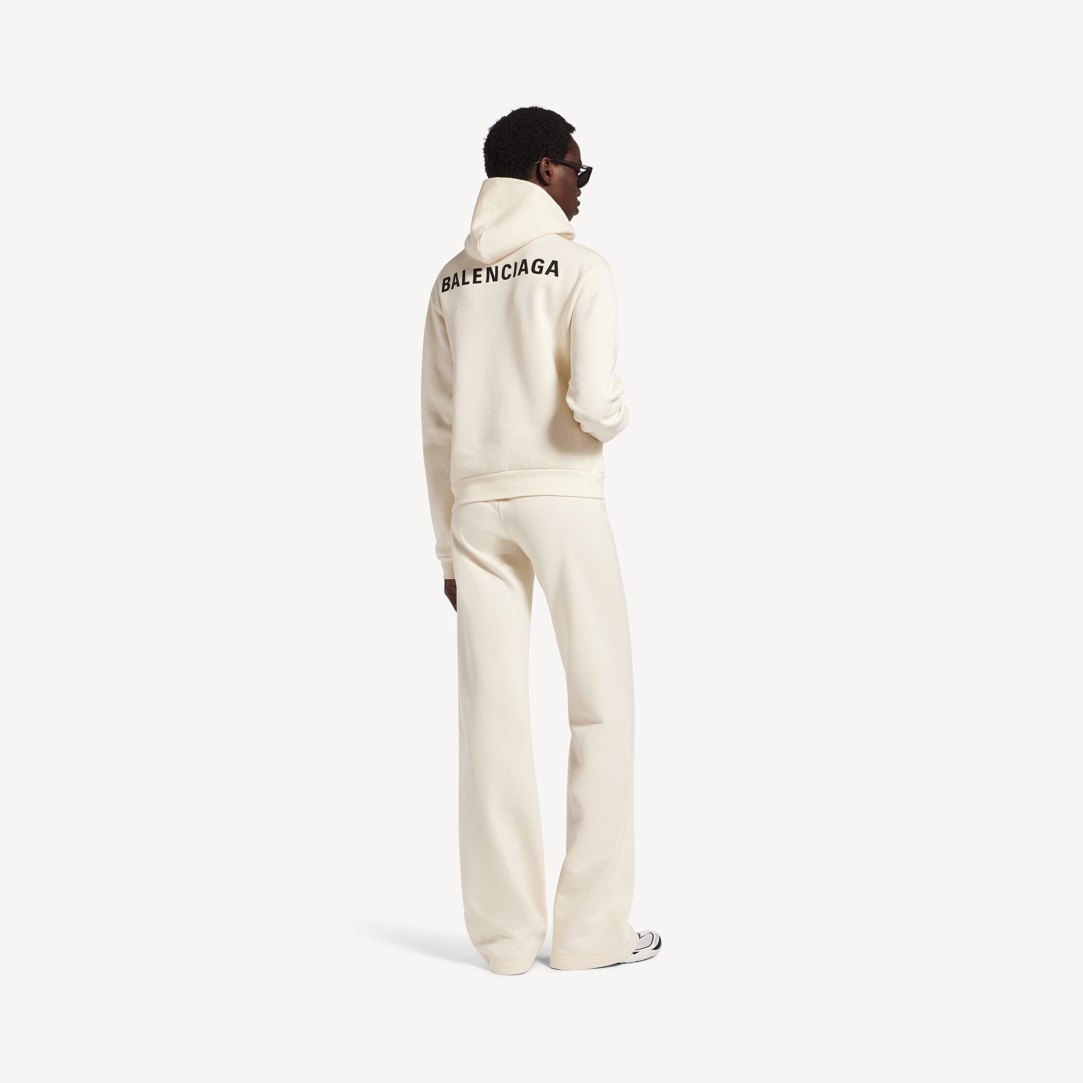 Medium Fit Hoodie