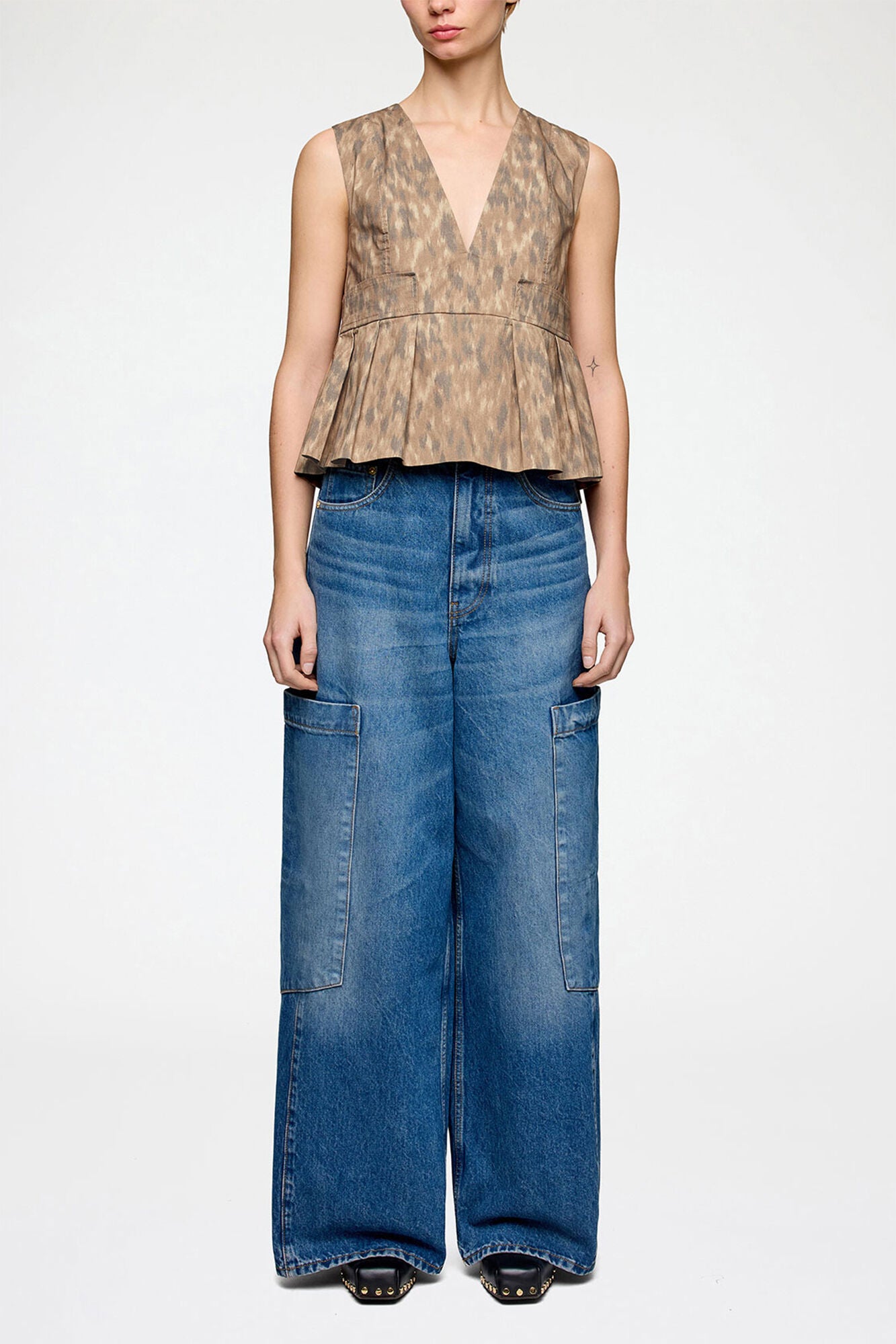 Printed Stretch Cotton V-neck Pocket Blouse