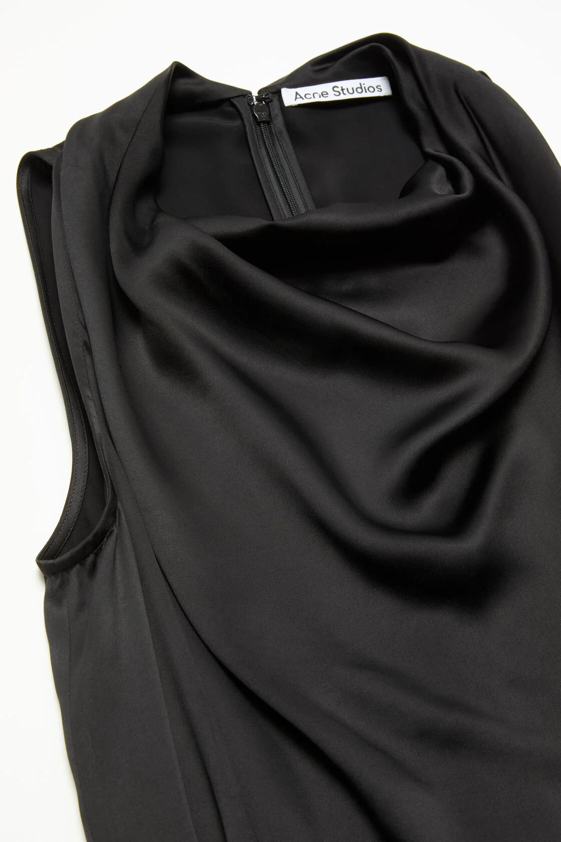 Dalessa Shiny Vis Satin (Black)