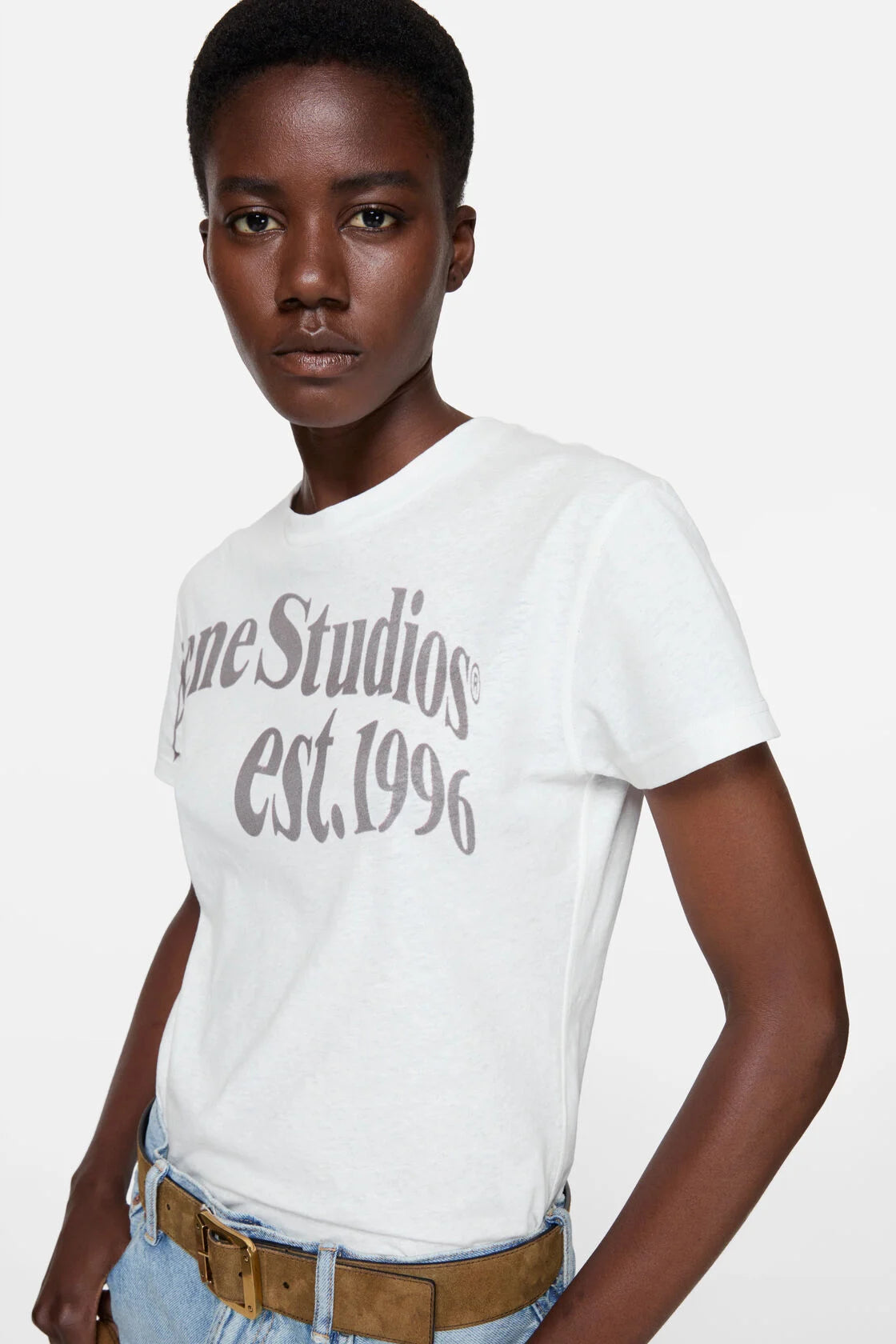Fitted Graphic T-Shirt