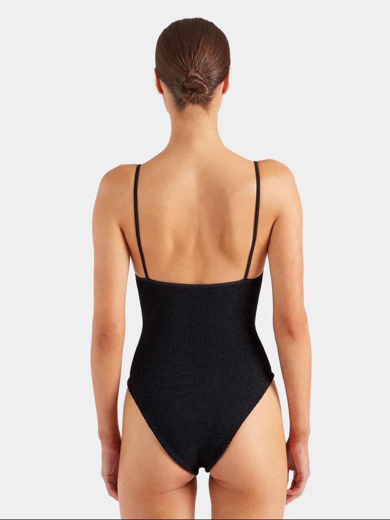 Pamela Swim M