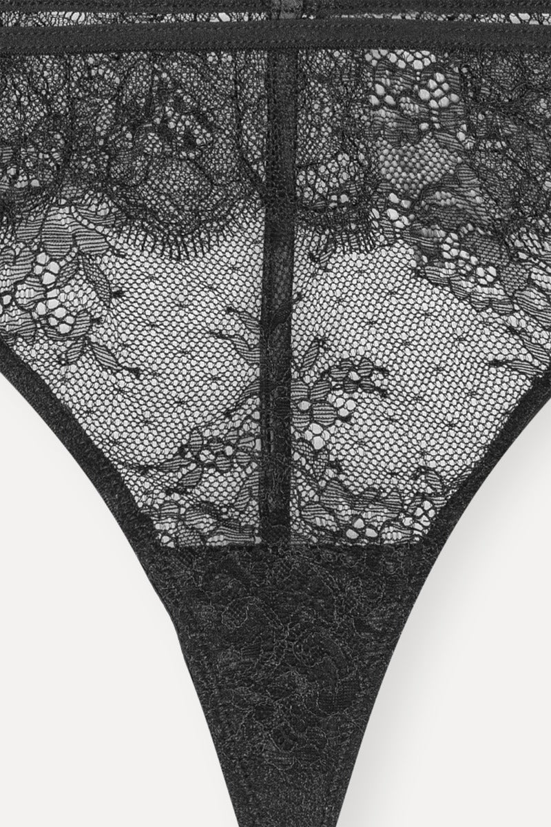 String Briefs